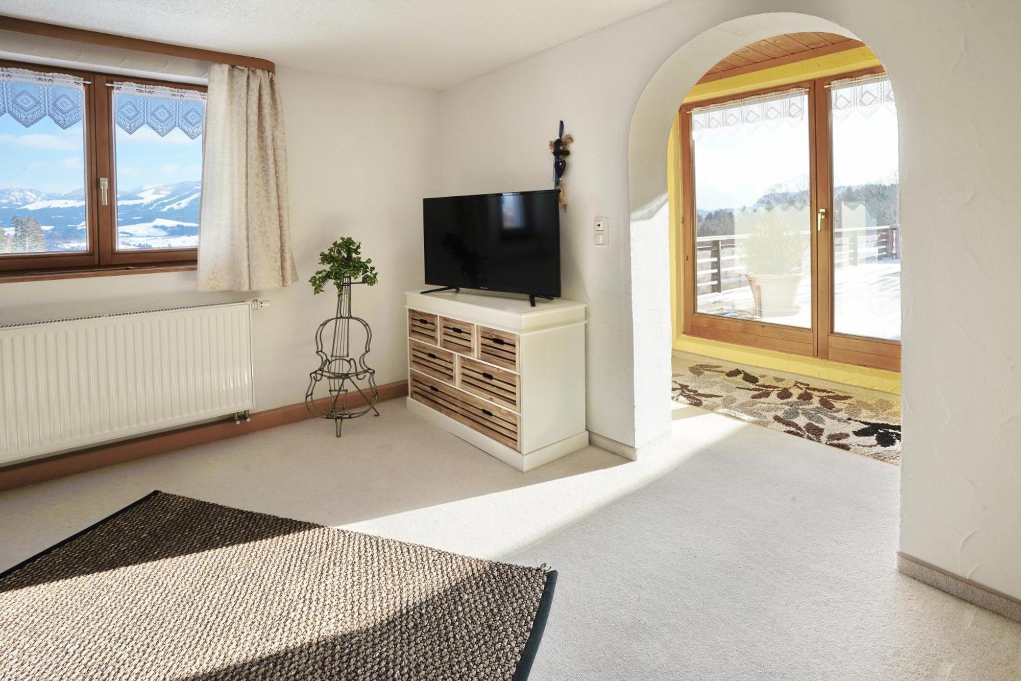 Gaestehaus Bergfrieden ボルシュターラング エクステリア 写真